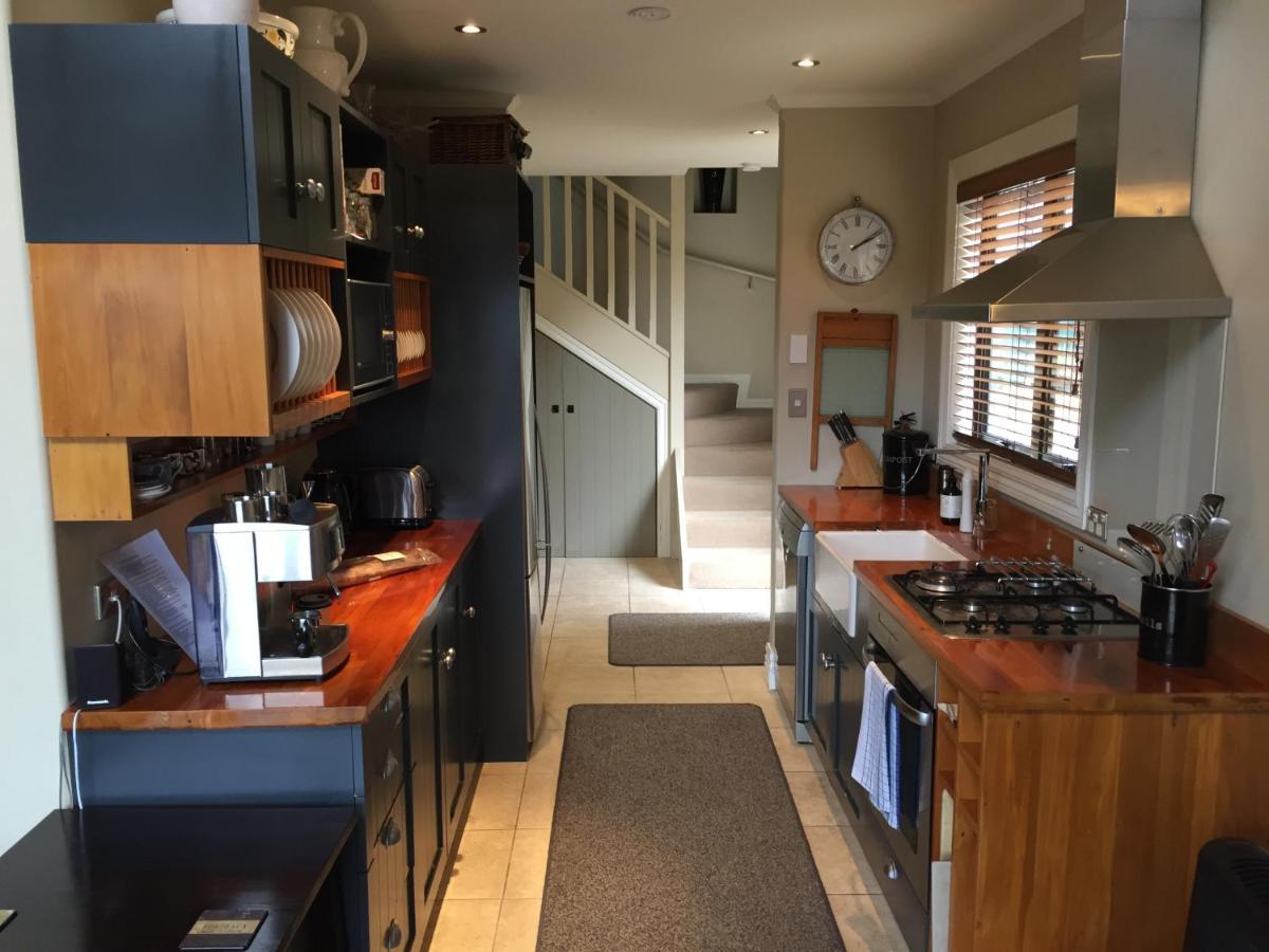 Charming Wanaka Cottage Экстерьер фото